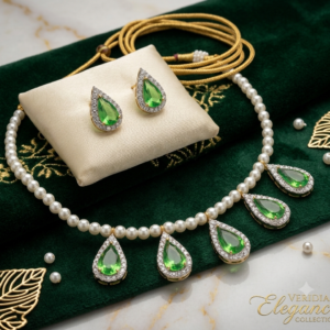 Green stone pearl necklace